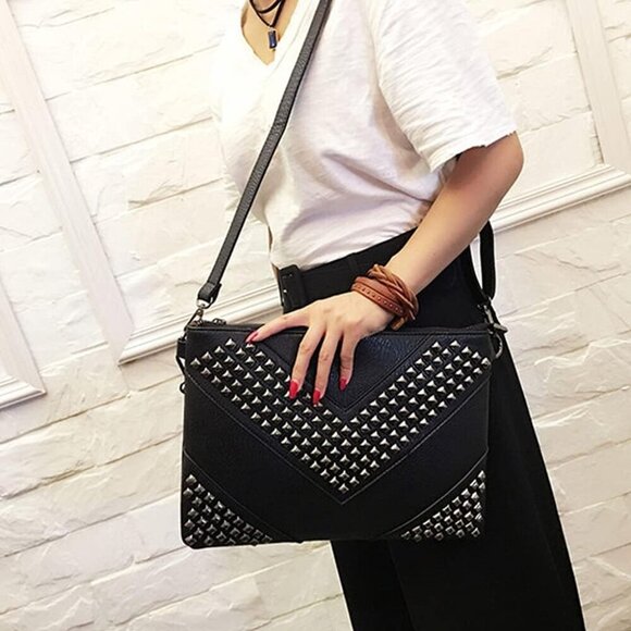✨Nigedu Women Black Oversized Leather Clutch Studded Wristlet Envelope Handbag - Picture 3 of 6
